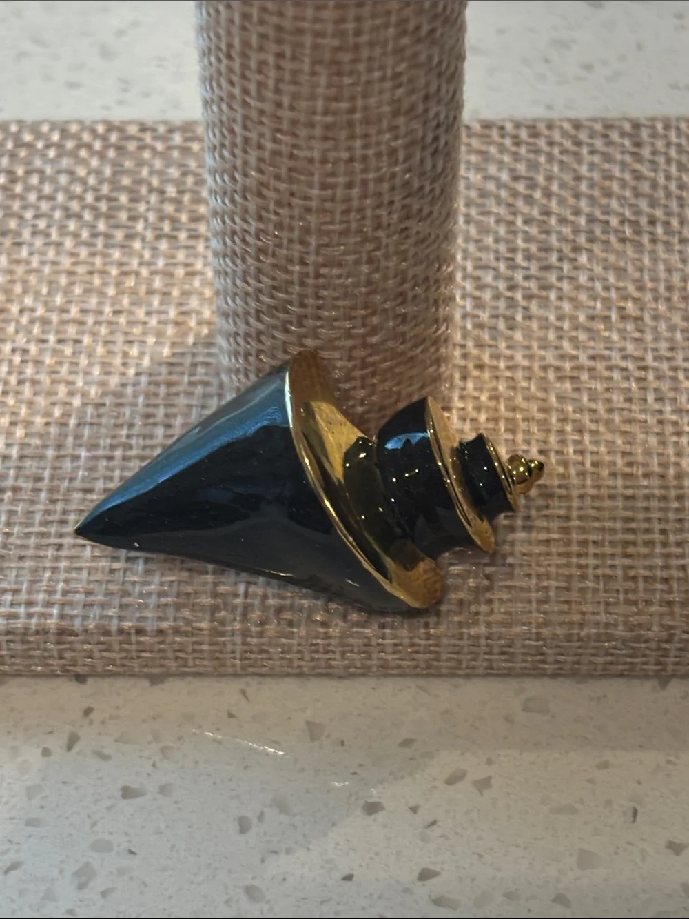 Vintage 1980s Modernist Geometric Brooch Pin Black Enamel Gold Tone Stepped Cone